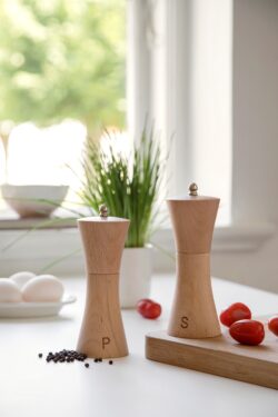 Steel Function Salt/Peber kværn i Bøgetræ - Sæt med 2 stk.